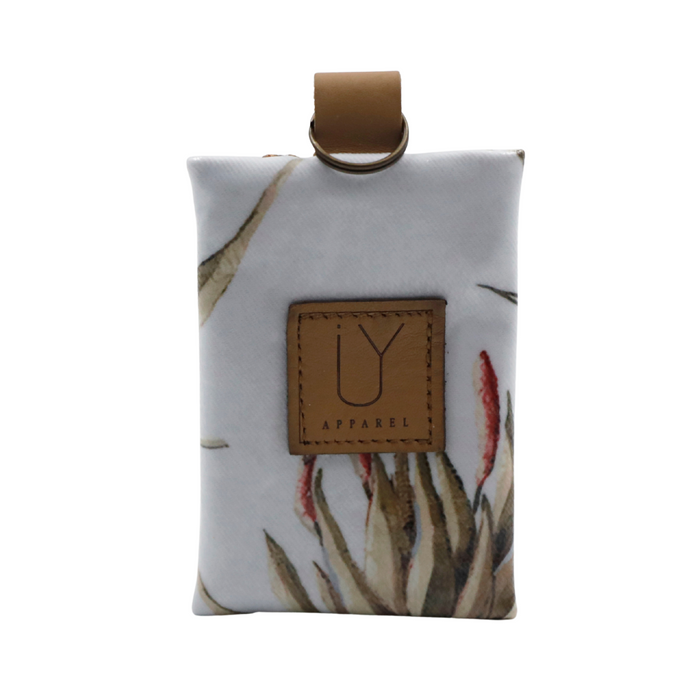 Keyring Pouch - White Aloe