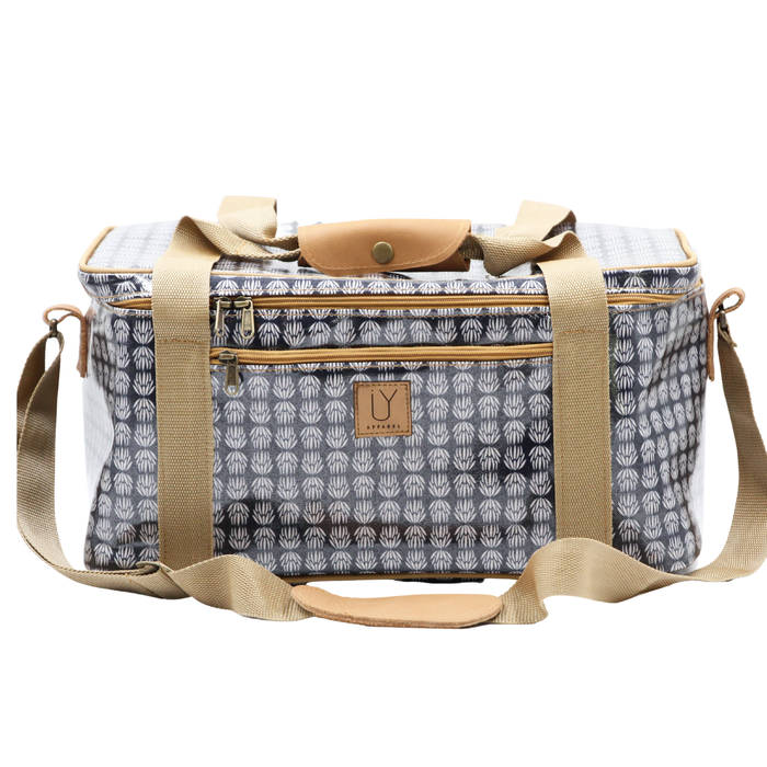 Courtney Cooler - Protea Black