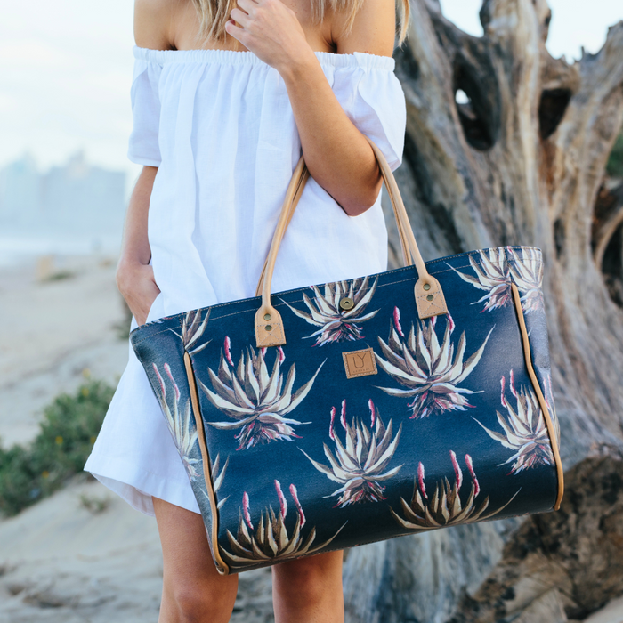 Shopper Bag - Navy Aloe